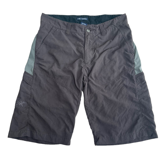 Arcteryx Cargo Shorts - W32
